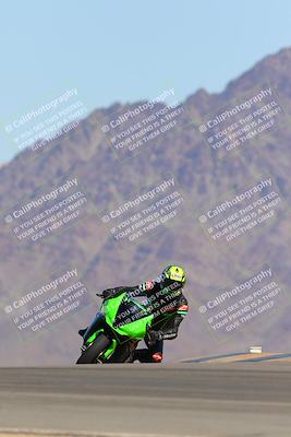 media/Oct-01-2023-SoCal Trackdays (Sun) [[4c570cc352]]/Turn 9 Set 2 (10am)/